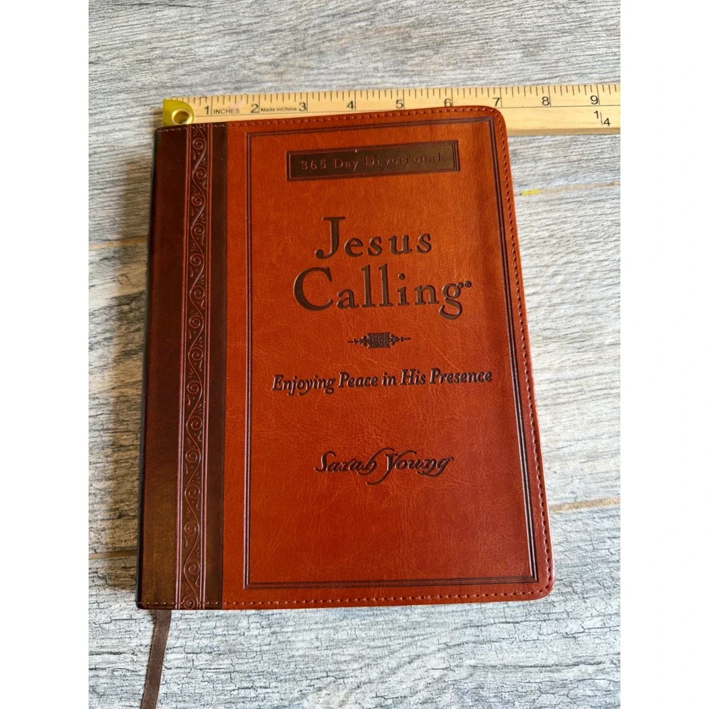 Thomas Nelson Jesus Calling Devotional Sarah Young Brown Leathersoft 365 Day
